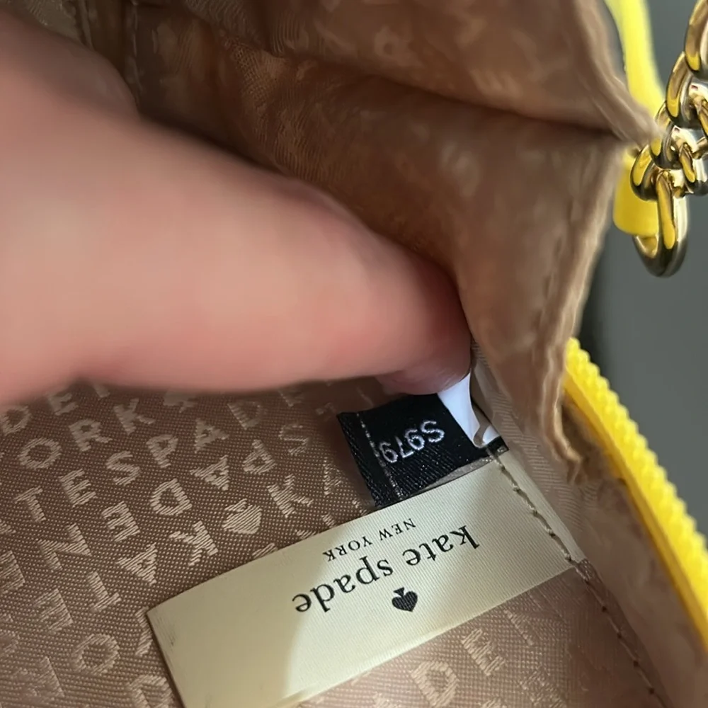 SOLD Kate Spade How Refreshing Pineapple Crossbody - Picture 11 of 12